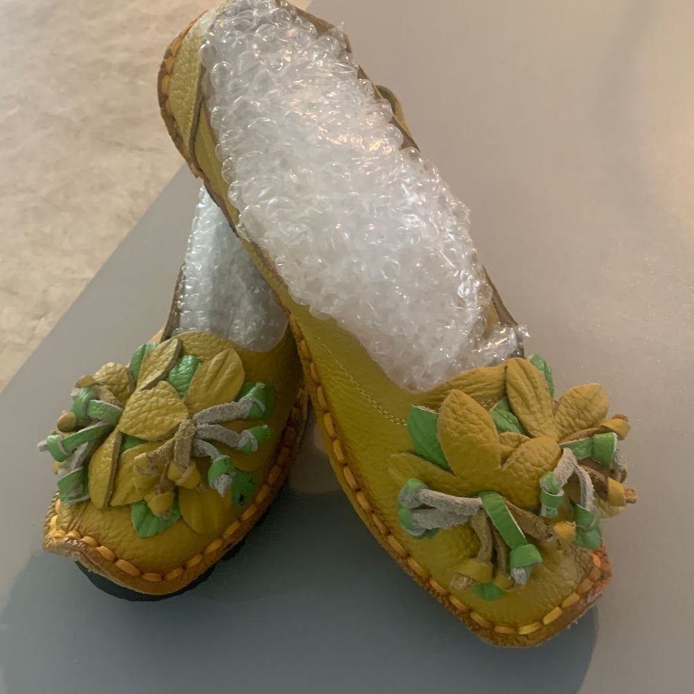 Handmade Leather Shoes - Picture 5 of 10